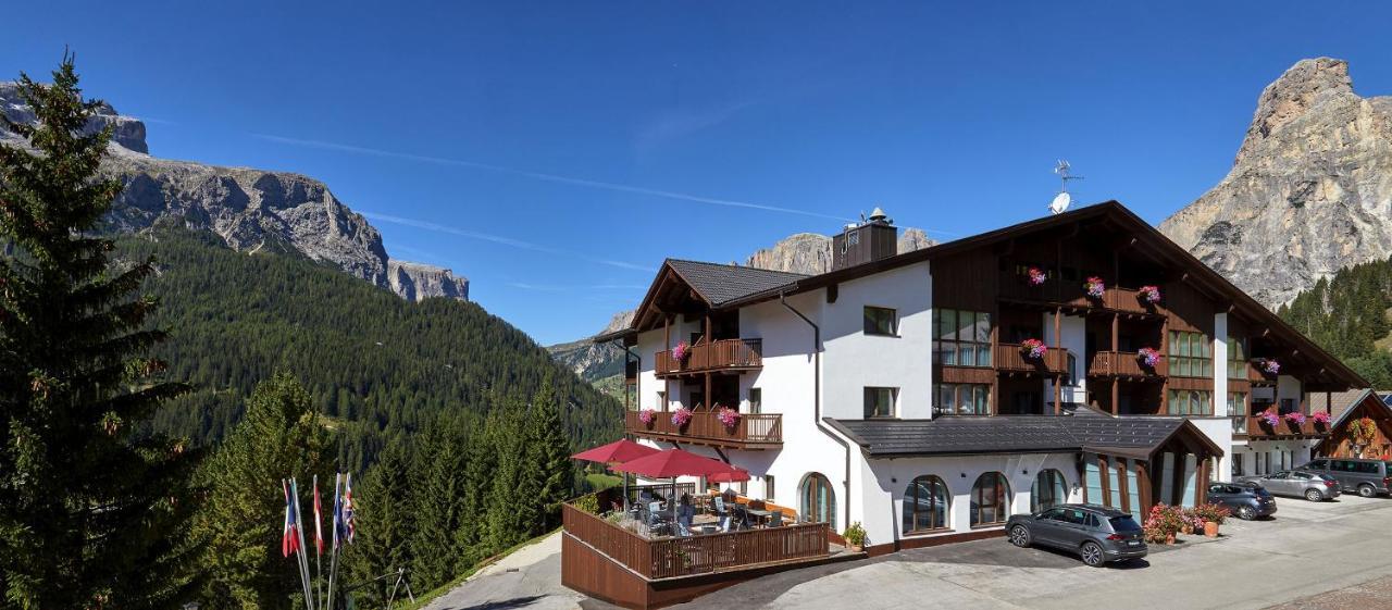 Sporthotel Panorama Corvara In Badia Extérieur photo